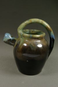 Sifflet à eau, Erôme, 1<sup>re</sup> moitié du XX<sup>e</sup> siècle. Coll. particulière. © Pierre Catanès Sifflet à eau, Erôme, 1re moitié du XXe siècle. Coll. particulière. © Pierre Catanès